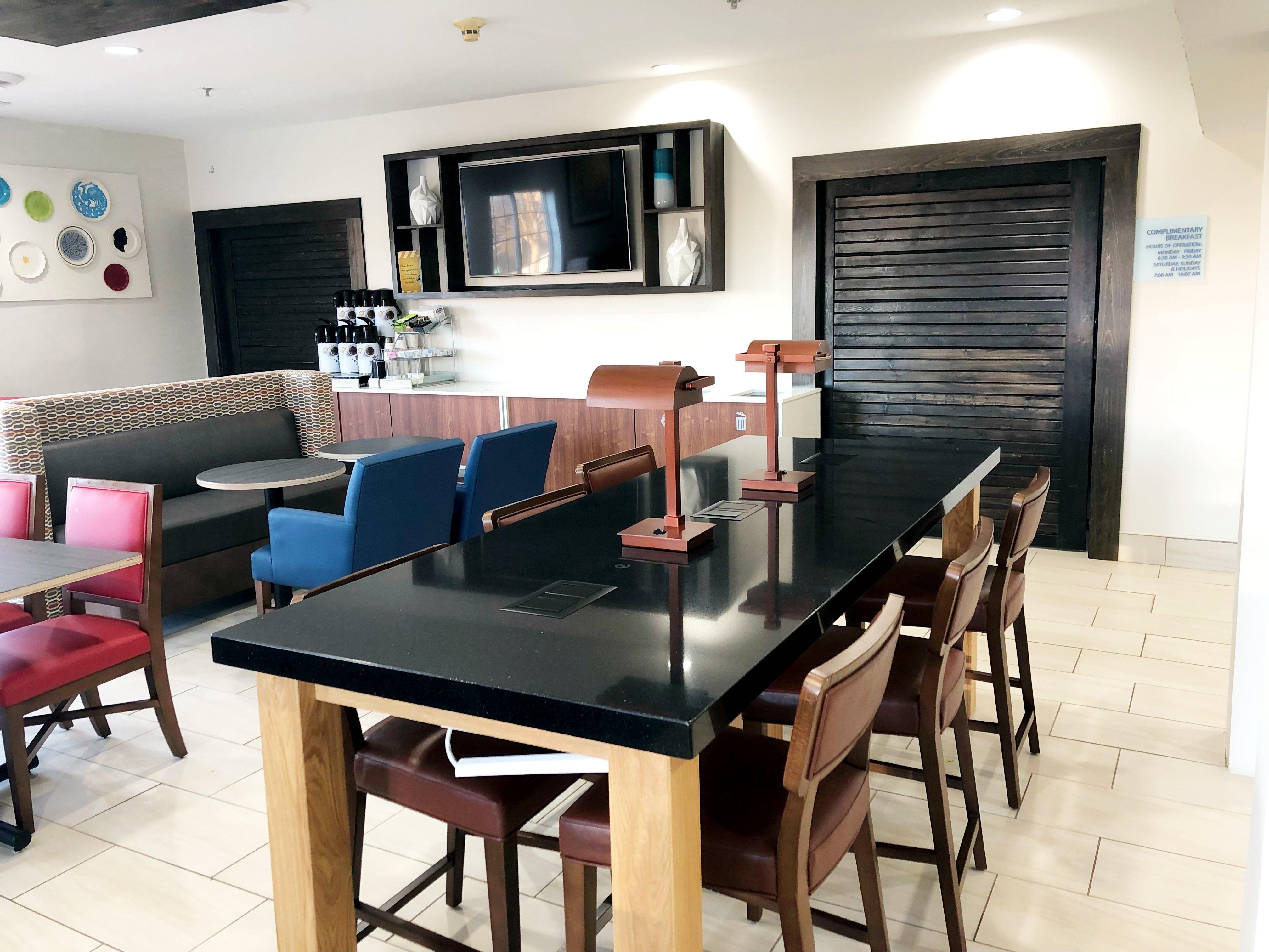 Holiday Inn Express & Suites Harrison By Ihg Extérieur photo