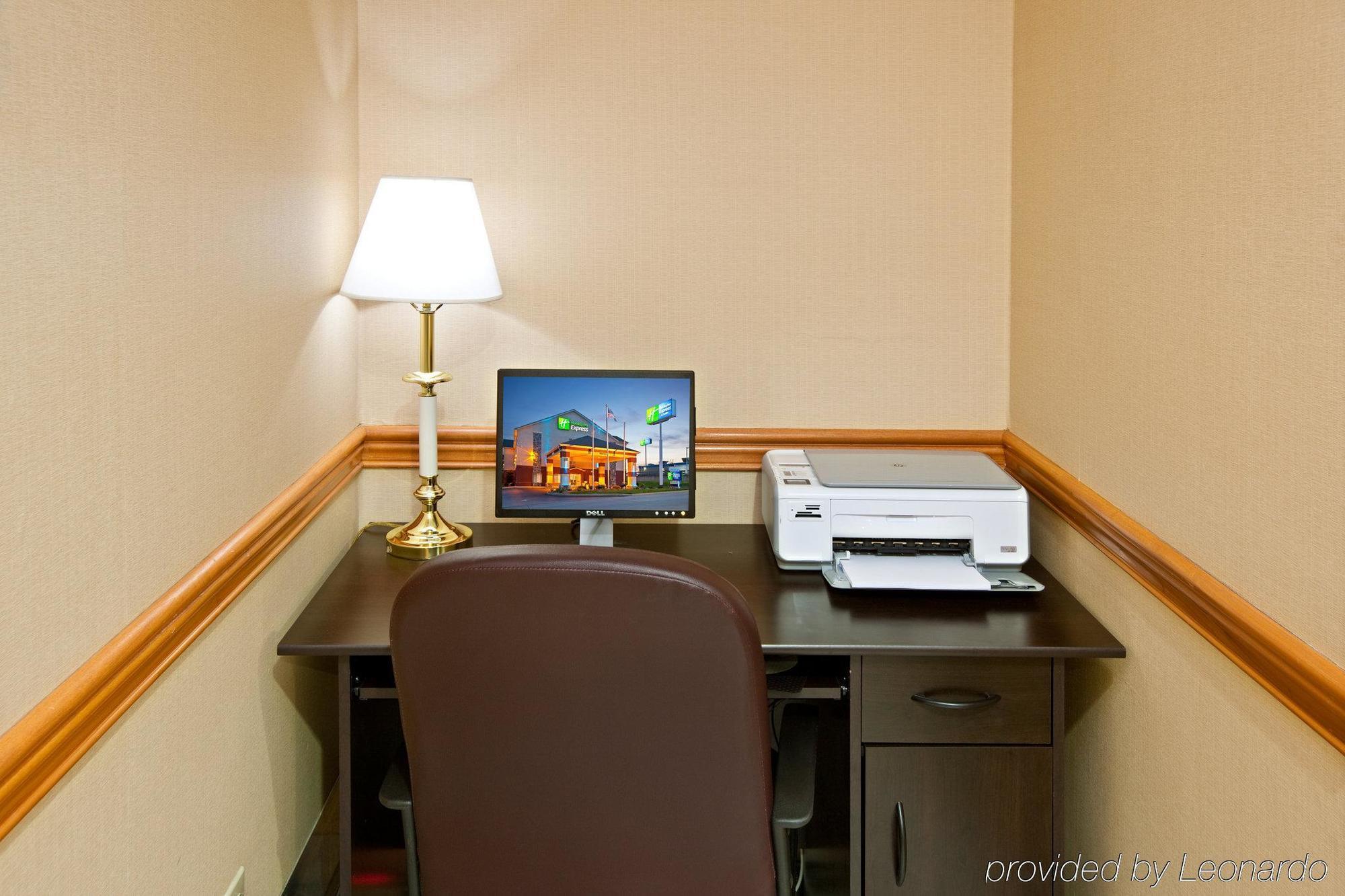 Holiday Inn Express & Suites Harrison By Ihg Facilités photo