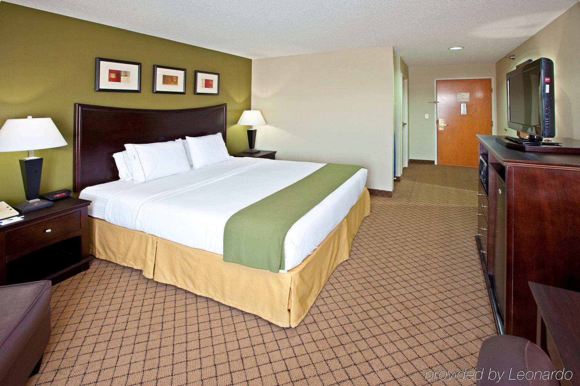 Holiday Inn Express & Suites Harrison By Ihg Chambre photo