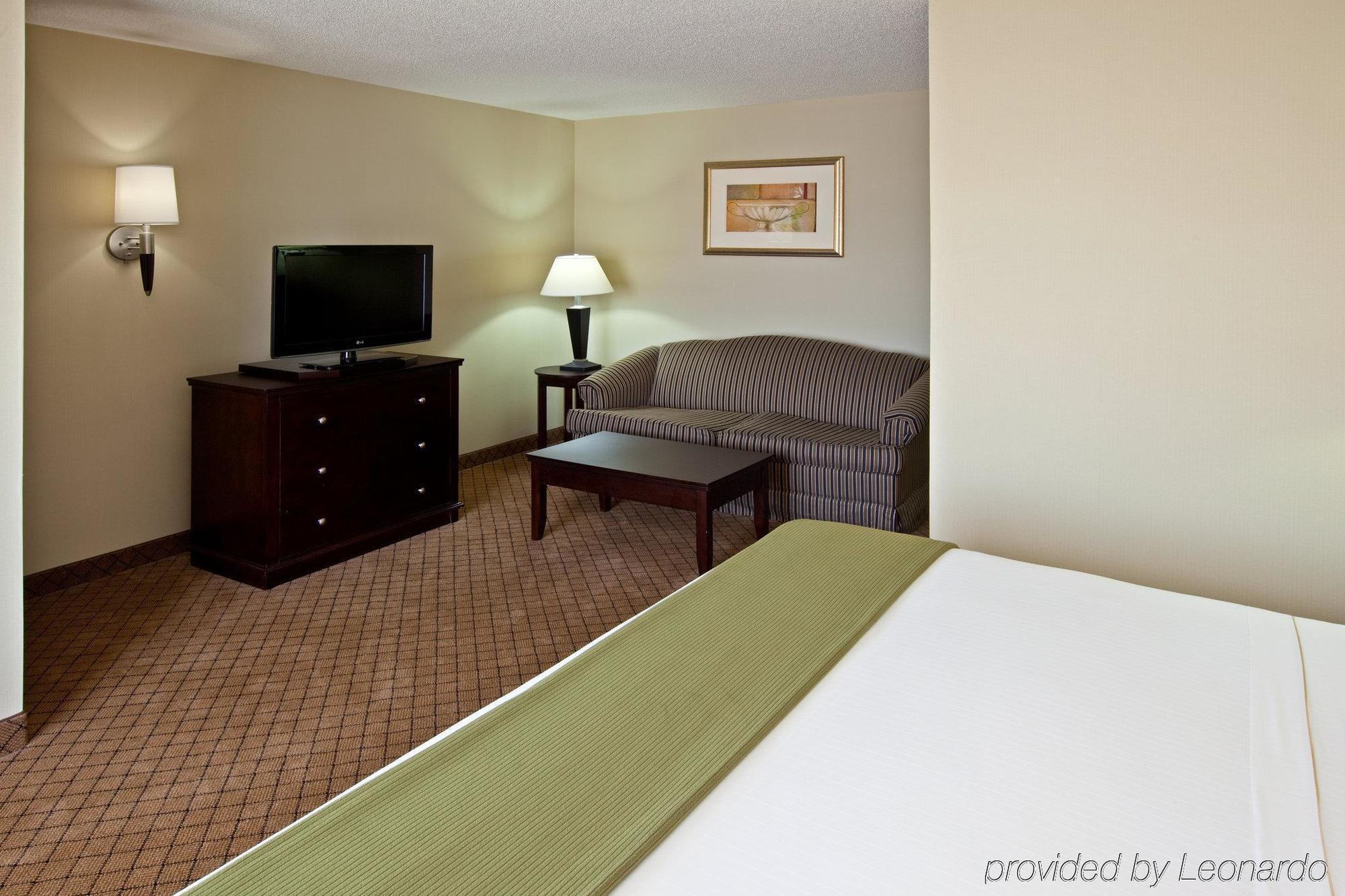 Holiday Inn Express & Suites Harrison By Ihg Chambre photo