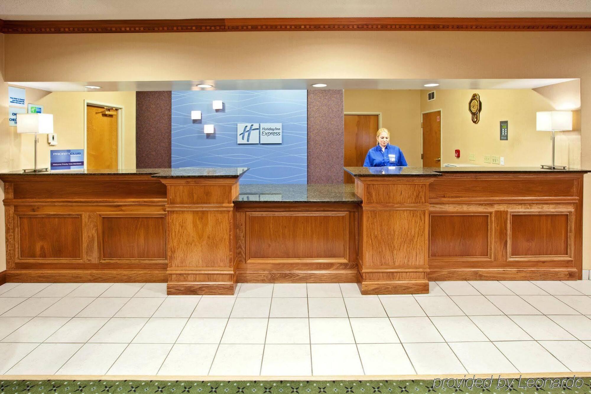 Holiday Inn Express & Suites Harrison By Ihg Extérieur photo